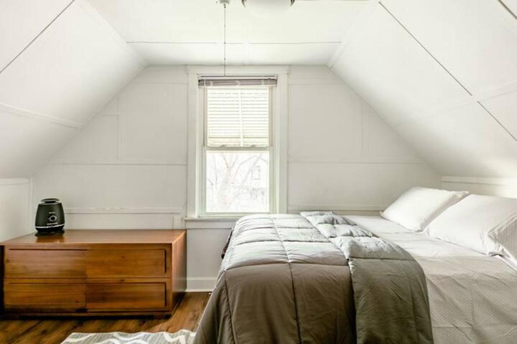 The Avondale Attic Apartamento Chicago Exterior foto