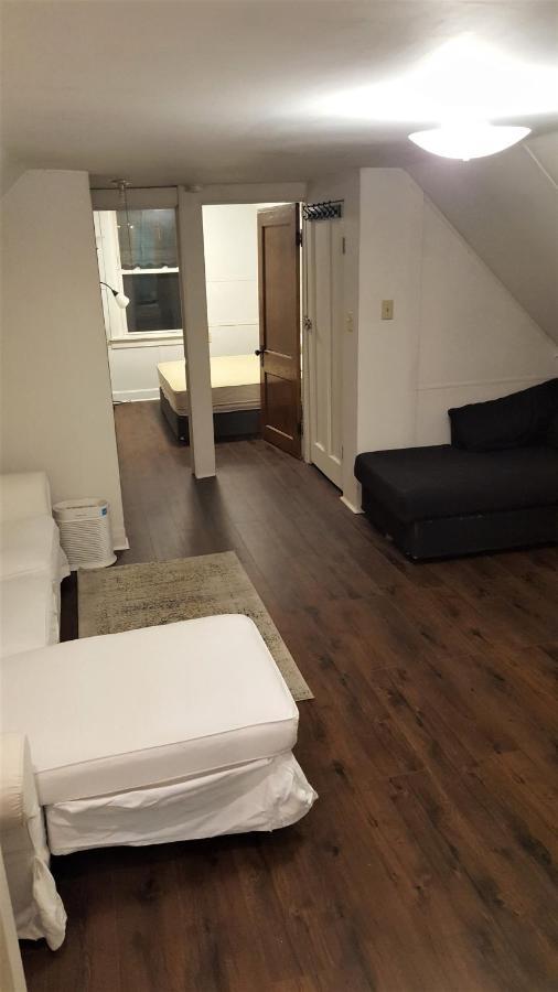 The Avondale Attic Apartamento Chicago Exterior foto